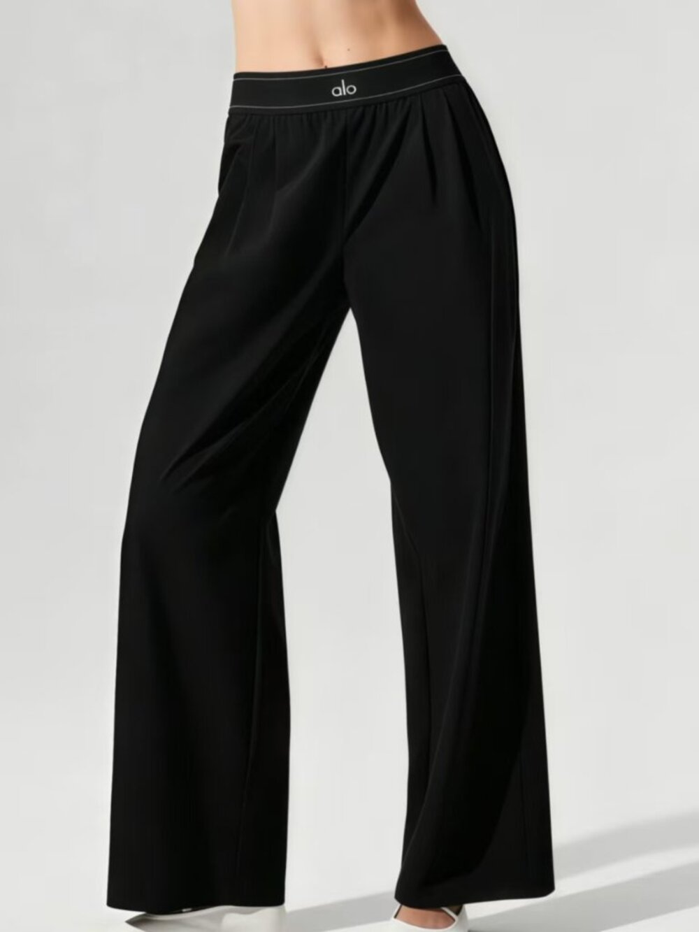 Alo Yoga Regular Black Trouser 💖Brand New